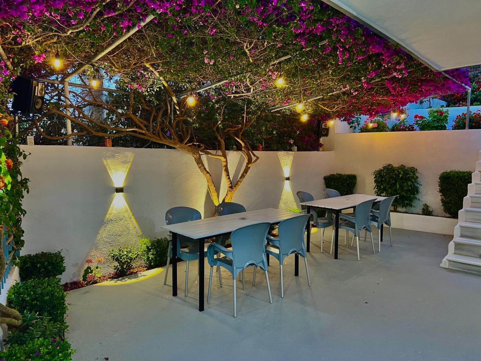 Tomi Apartments Sarande Exterior photo